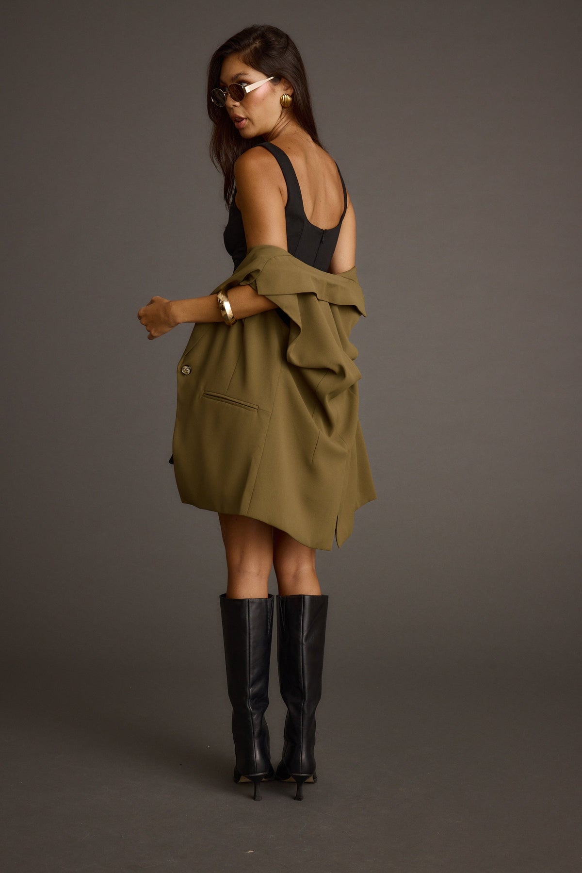 Marlowe Olive Sleeveless Blazer