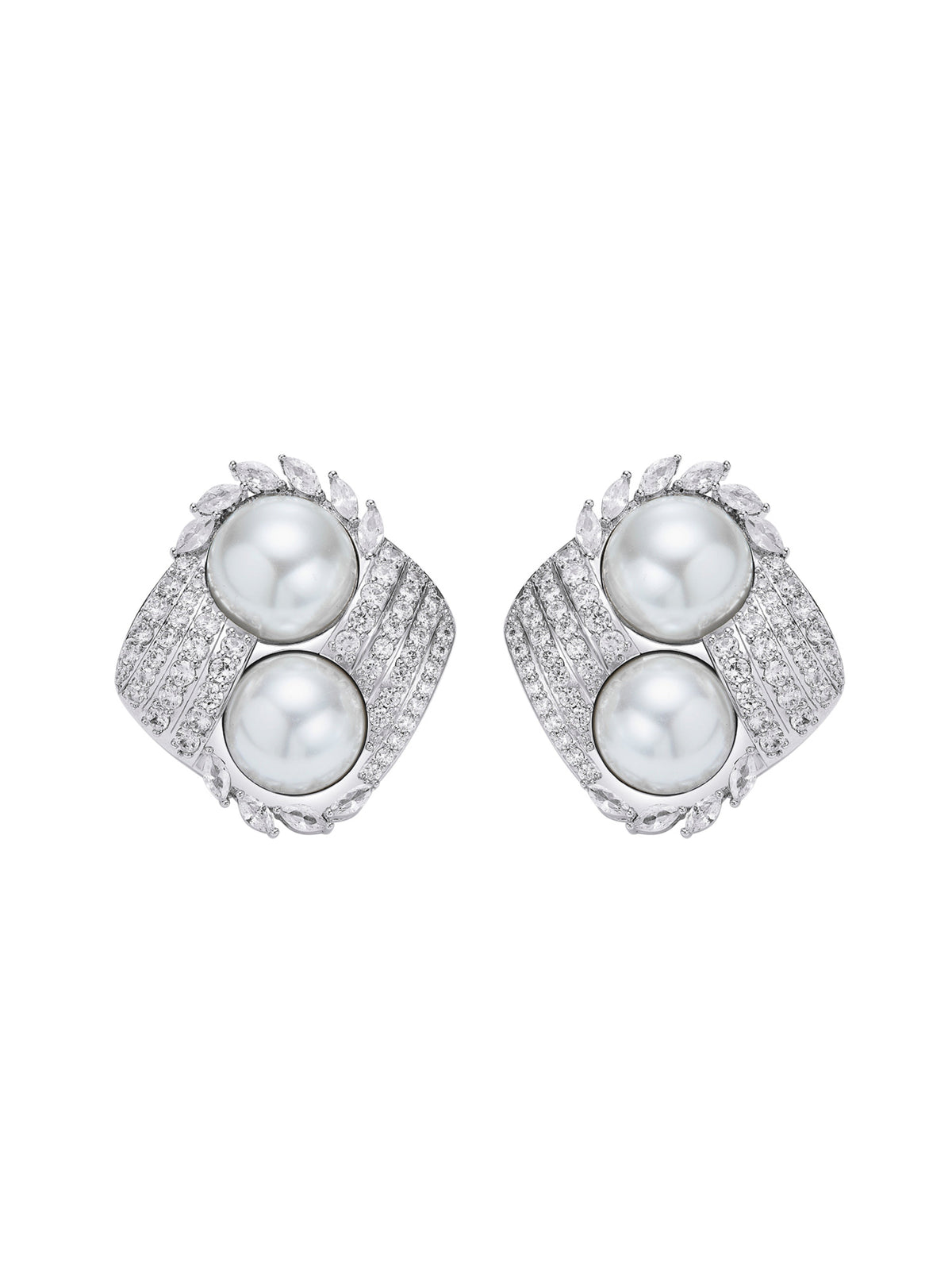 Amoura Pearl White Earrings