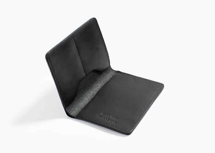 Ashland Traveler Passport Holder - Black Dublin