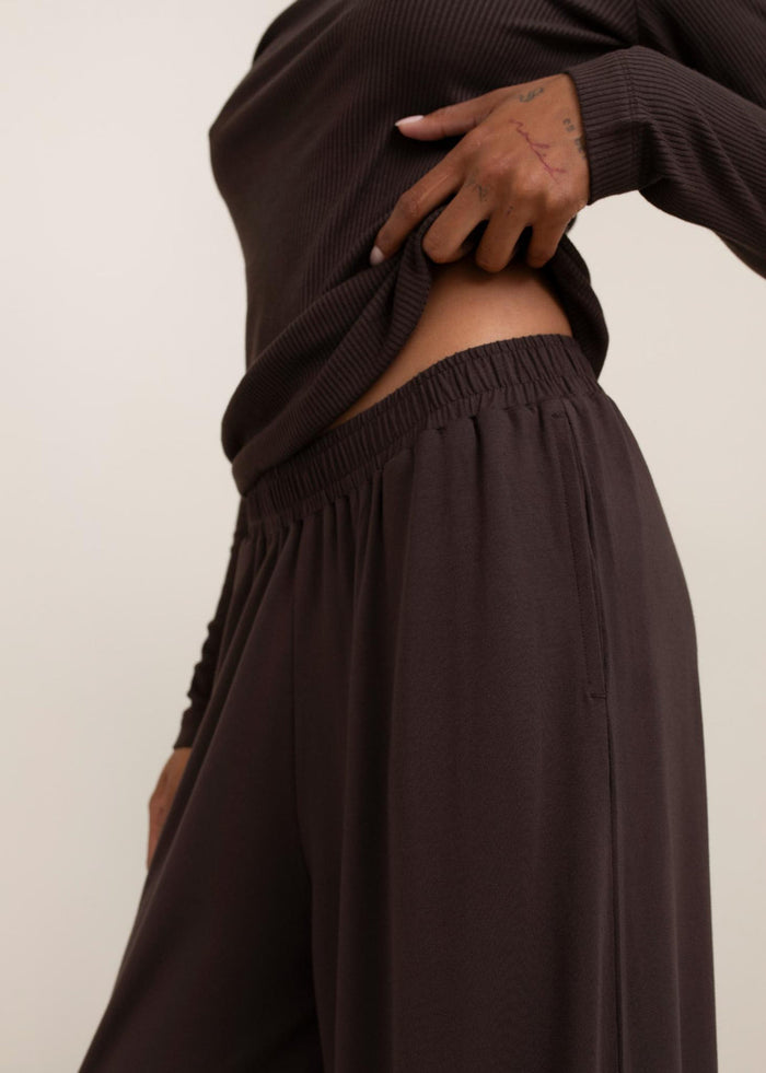 Leif Cropped Pant Paper Label