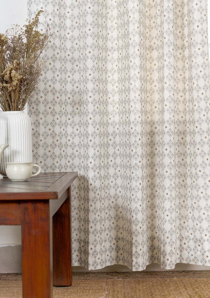 Mirage 100% cotton geometric sheer fabric for living room - Light filtering - Grey