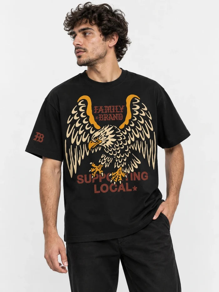 Remera Familyarg x Brand & Co Iron Negro — vista principal