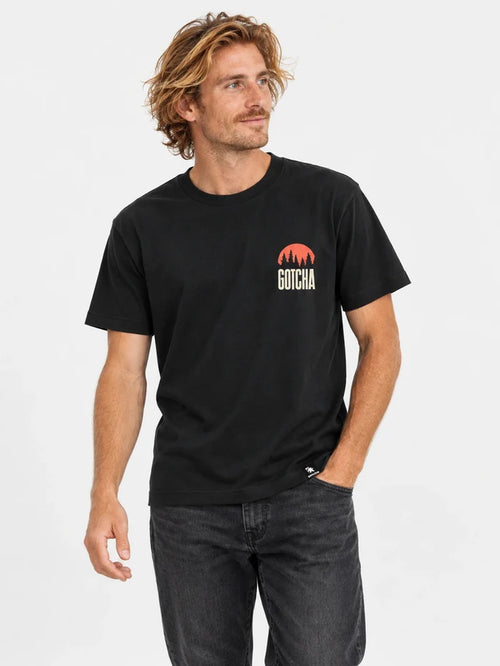 Remera Gotcha Forest Negro — vista principal