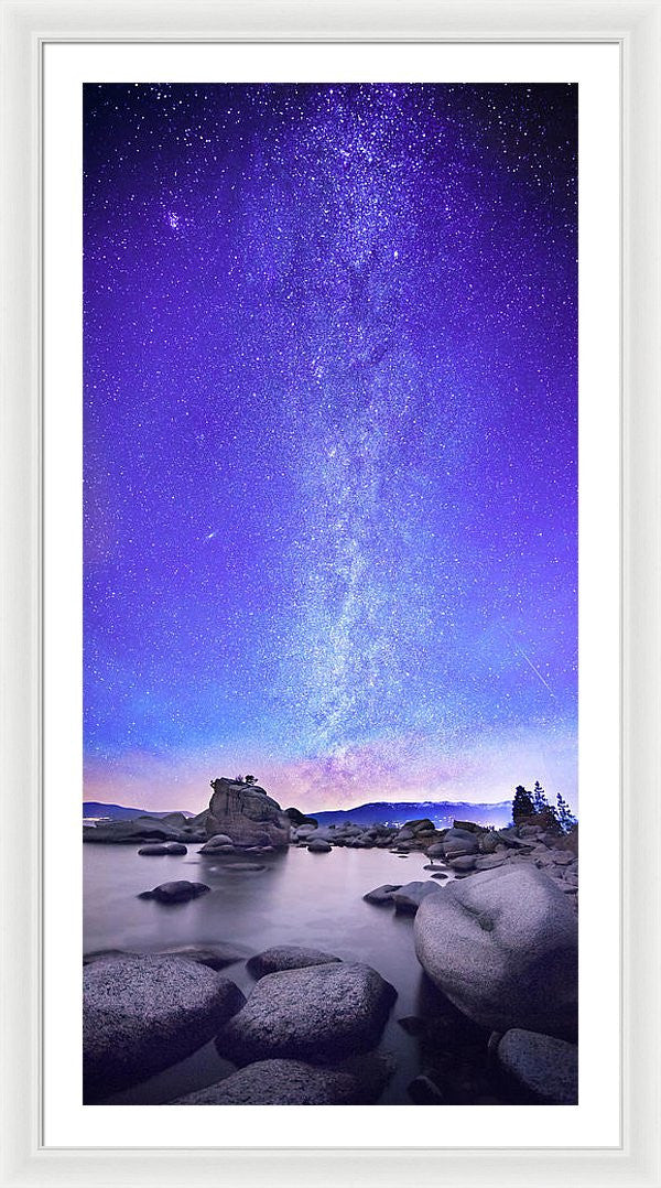 23.375" x 48.000" / White / White
