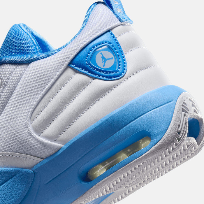 Up close, rear view of the Women's Jordan Max Aura 6.